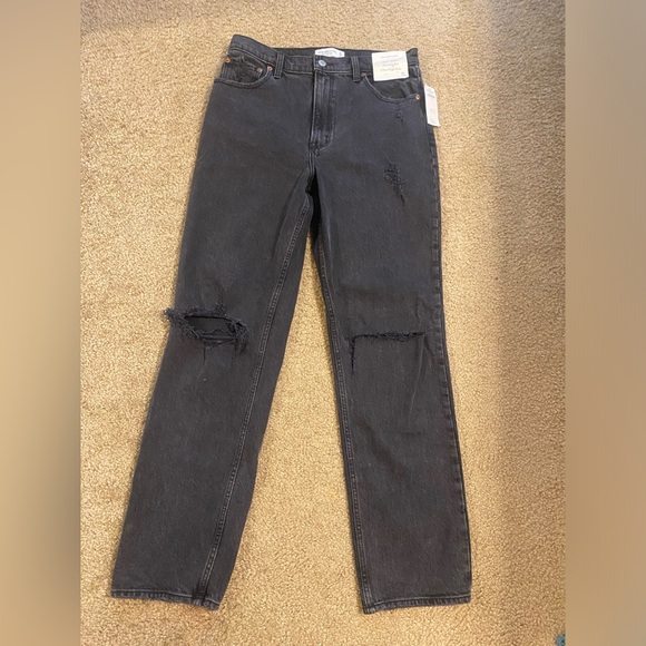 NWT Abercrombie & Fitch the ultra high rise 90’s straight jean - Picture 2 of 3